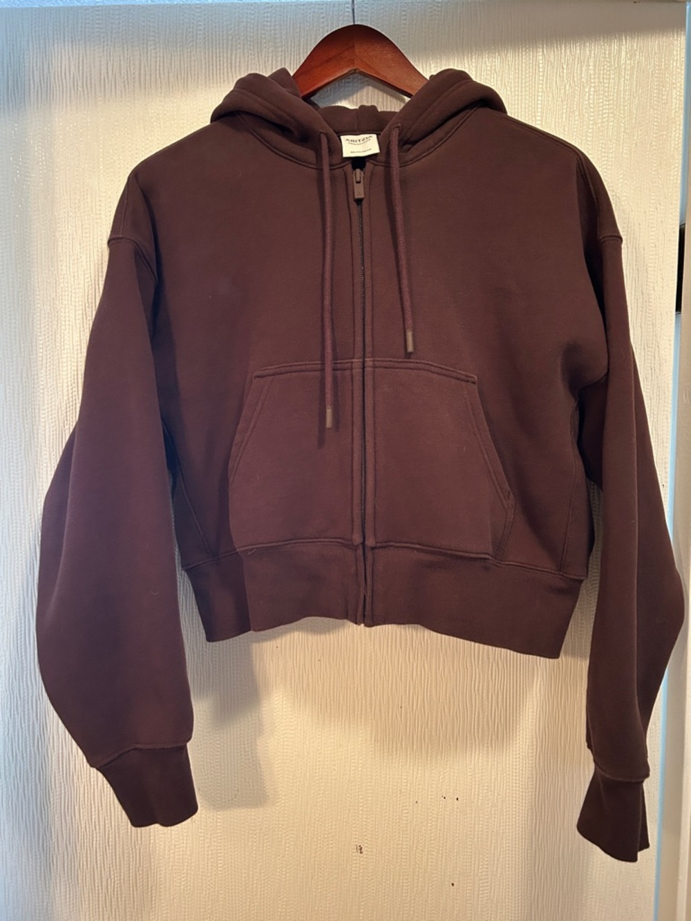 Aritzia boyfriend fit Brown Zip-Up Hoodie with Drawstring Hood